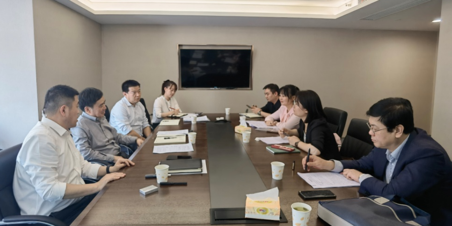 公司與經(jīng)開區(qū)管委會財政局、經(jīng)開渭發(fā)集團(tuán)座談
